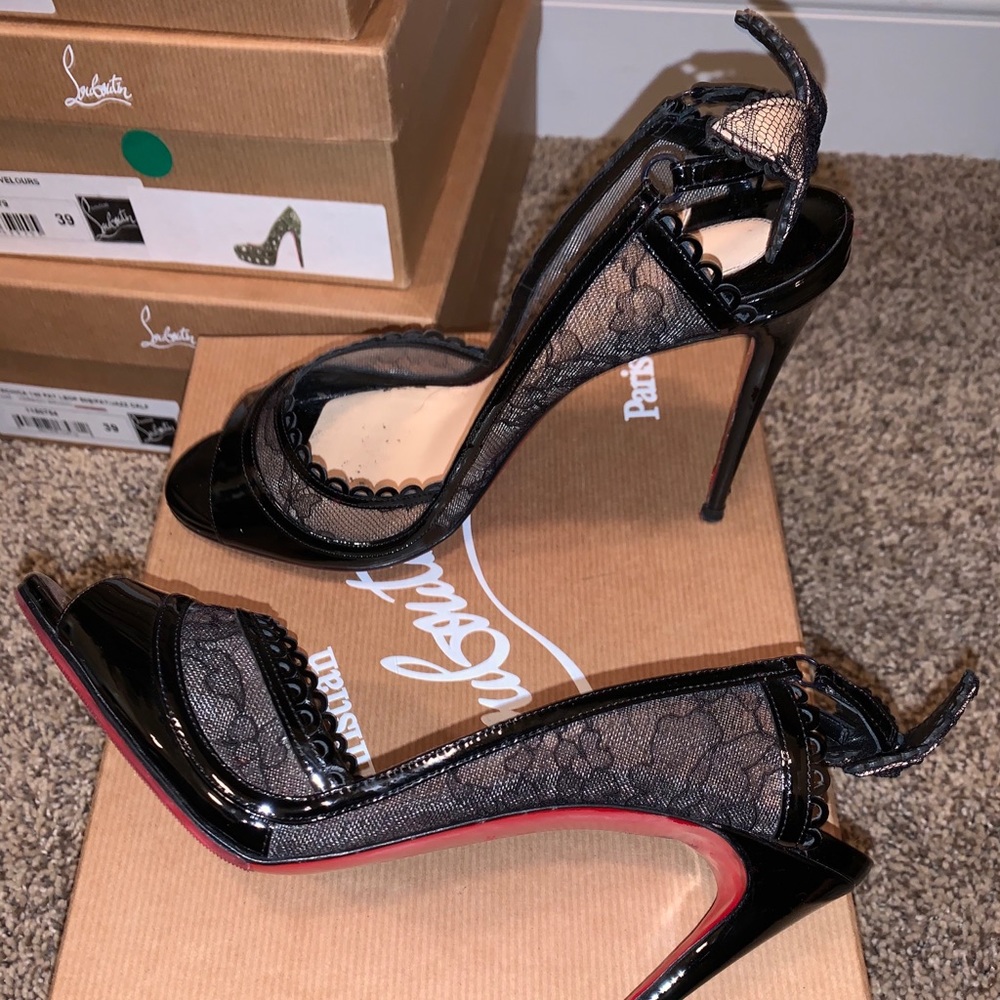 Red bottom sandals - Picture 4 of 7